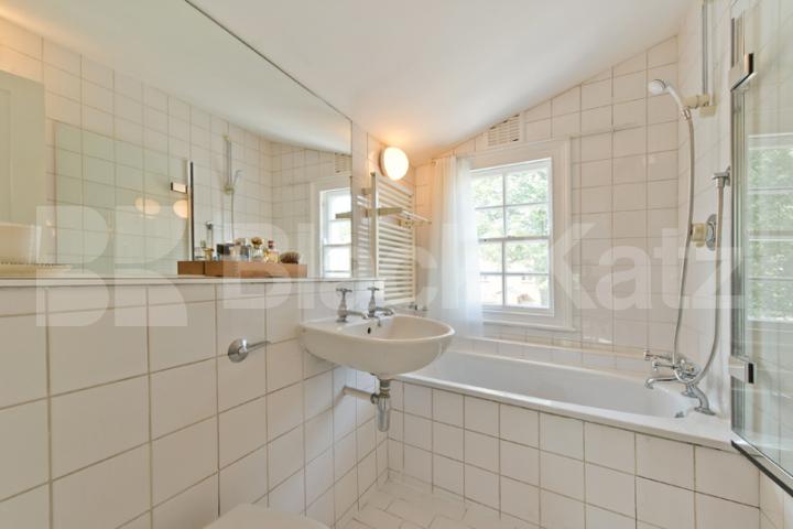 			NEW INSTRUCTION!, 2 Bedroom, 1 bath, 1 reception House			 Leighton Road, KENTISH TOWN